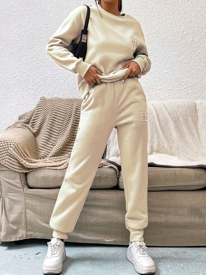 Aurélie - Eleganter Pullover und elegante Hose