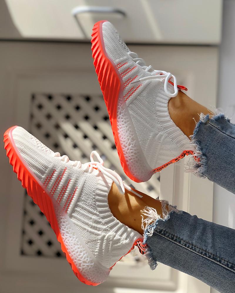 Atmungsaktive Schnürschuhe Yeezy aus Mesh in Color-Block-Design