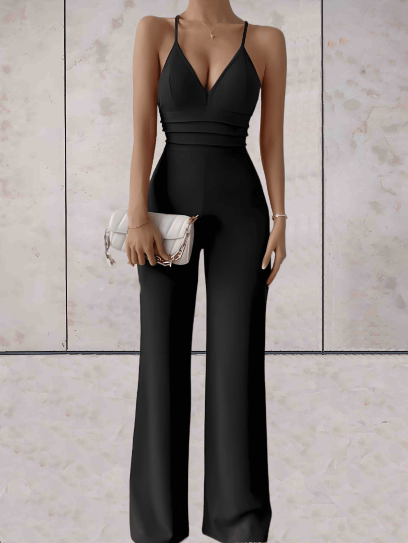 Camille - Eleganter und schicker Jumpsuit, V-Ausschnitt, ärmellos, Rückenfreies Design mit weitem Bein