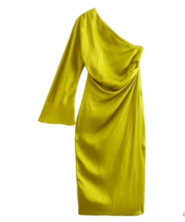 Abigail – schlichtes satin-maxikleid mit seitenschlitz