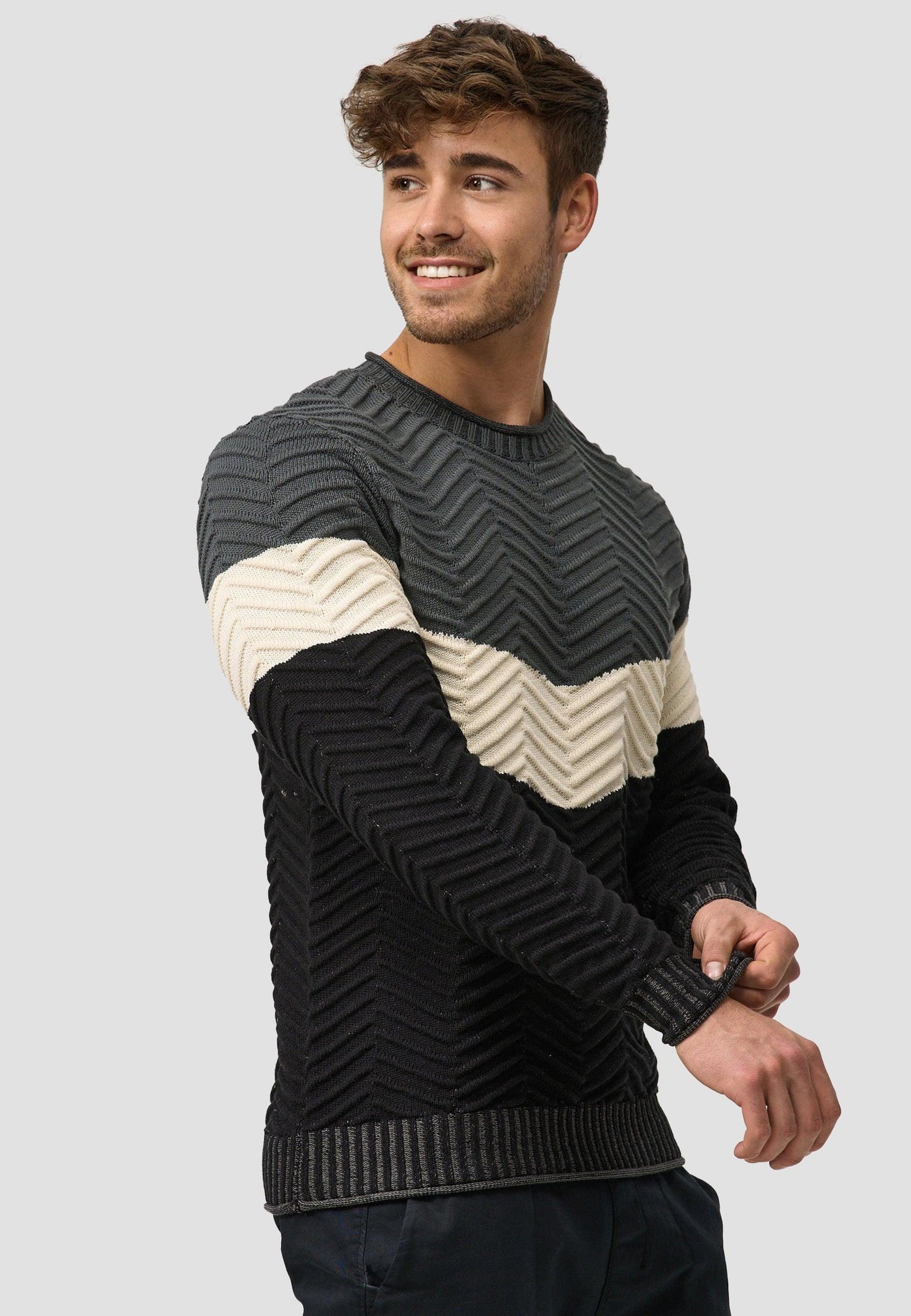 Alaric – stylischer kapuzenpullover für herren (italienisches design)