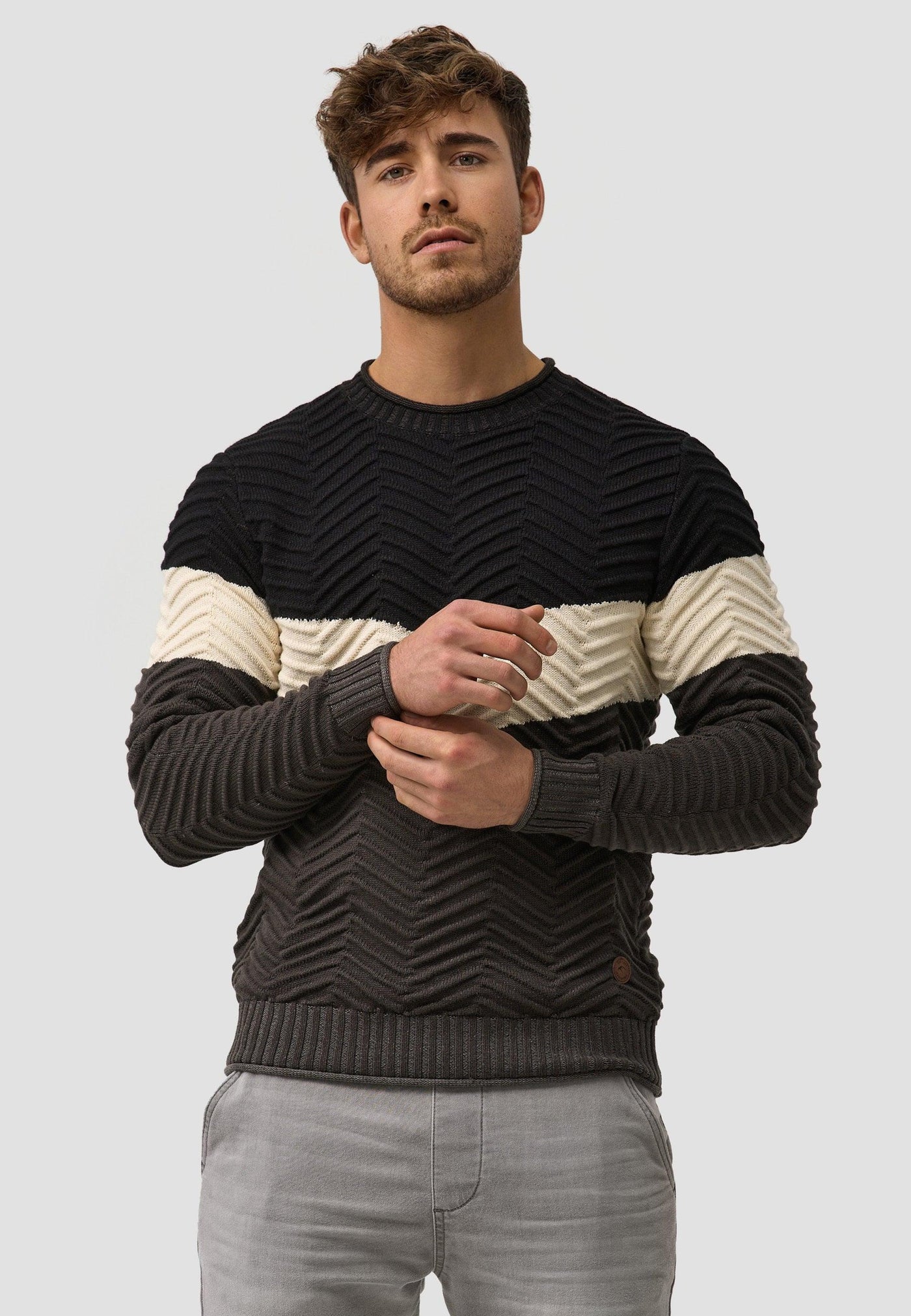 Alaric – stylischer kapuzenpullover für herren (italienisches design)